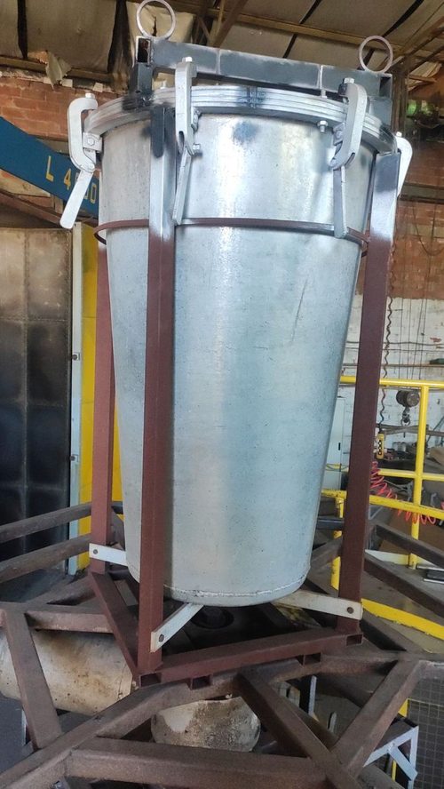 Used plastic production mold for sale - photo 2
